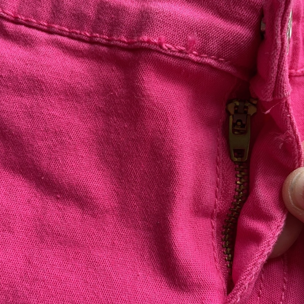 Hot Pink Rue21‎ Capris - Picture 2 of 9